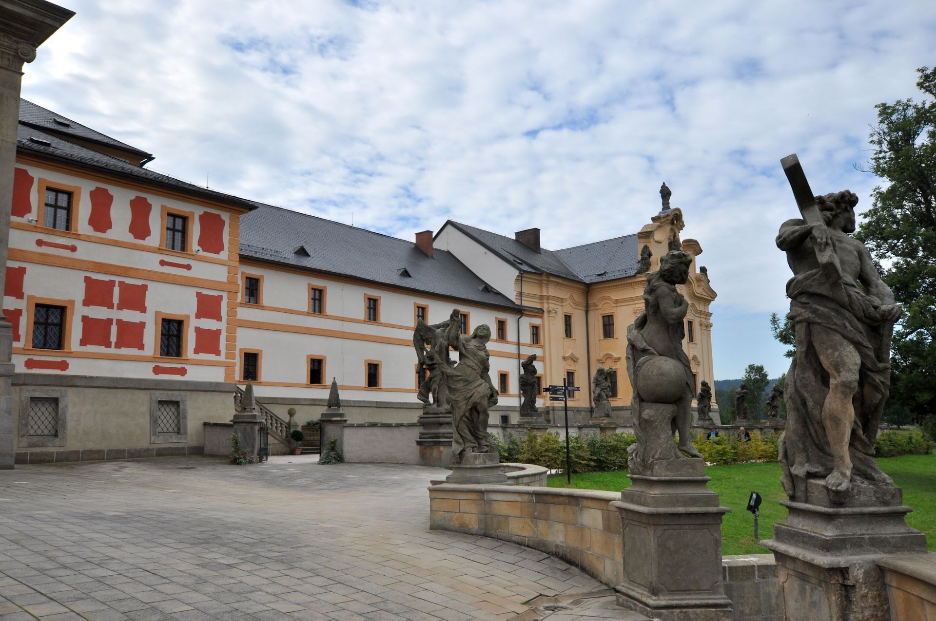 Kuks, Dvur Králové nad Labem (Photo license: CC BY 2.0)